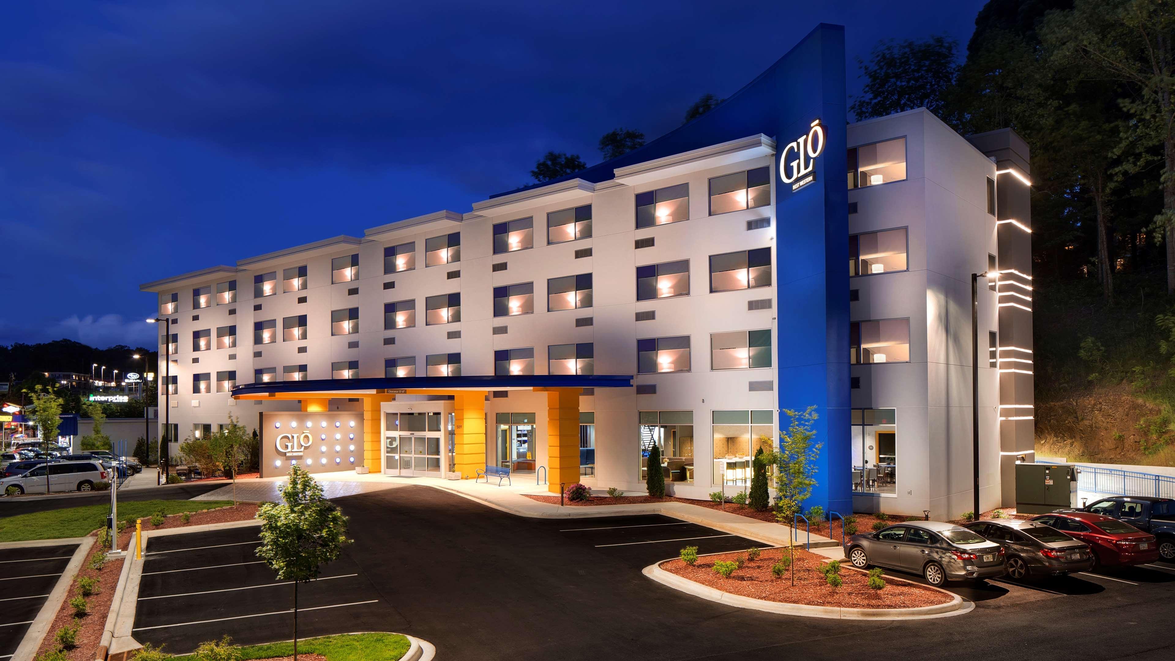Glo Hotel Asheville-Blue Ridge Parkway Exterior photo